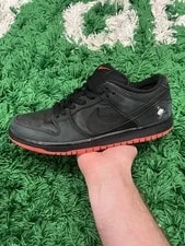 Nike SB — Nike SB Dunk Low Size 8M | Ships Fast — Sneaker — resale