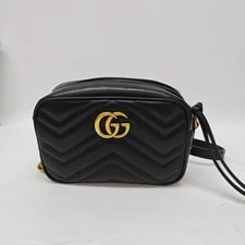 Gucci — Gucci GG Marmont Small Matelasse Camera Crossbody HDW — Handbag — resale