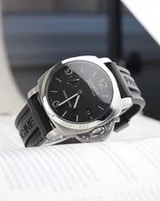 Panerai — Panerai Luminor Black Dial on Rubber PAM00312 Complete — Watch — resale