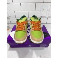 Nike SB — Nike SB Dunk Low Escargot, ’s — Sneaker — resale