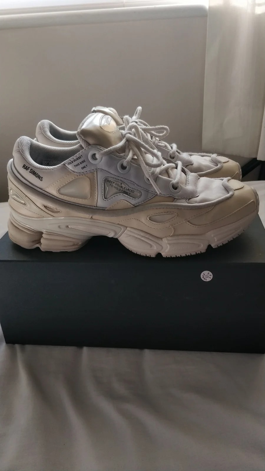 Raf Simons — Raf Simons X Ozweego Bunny — Sneaker — resale