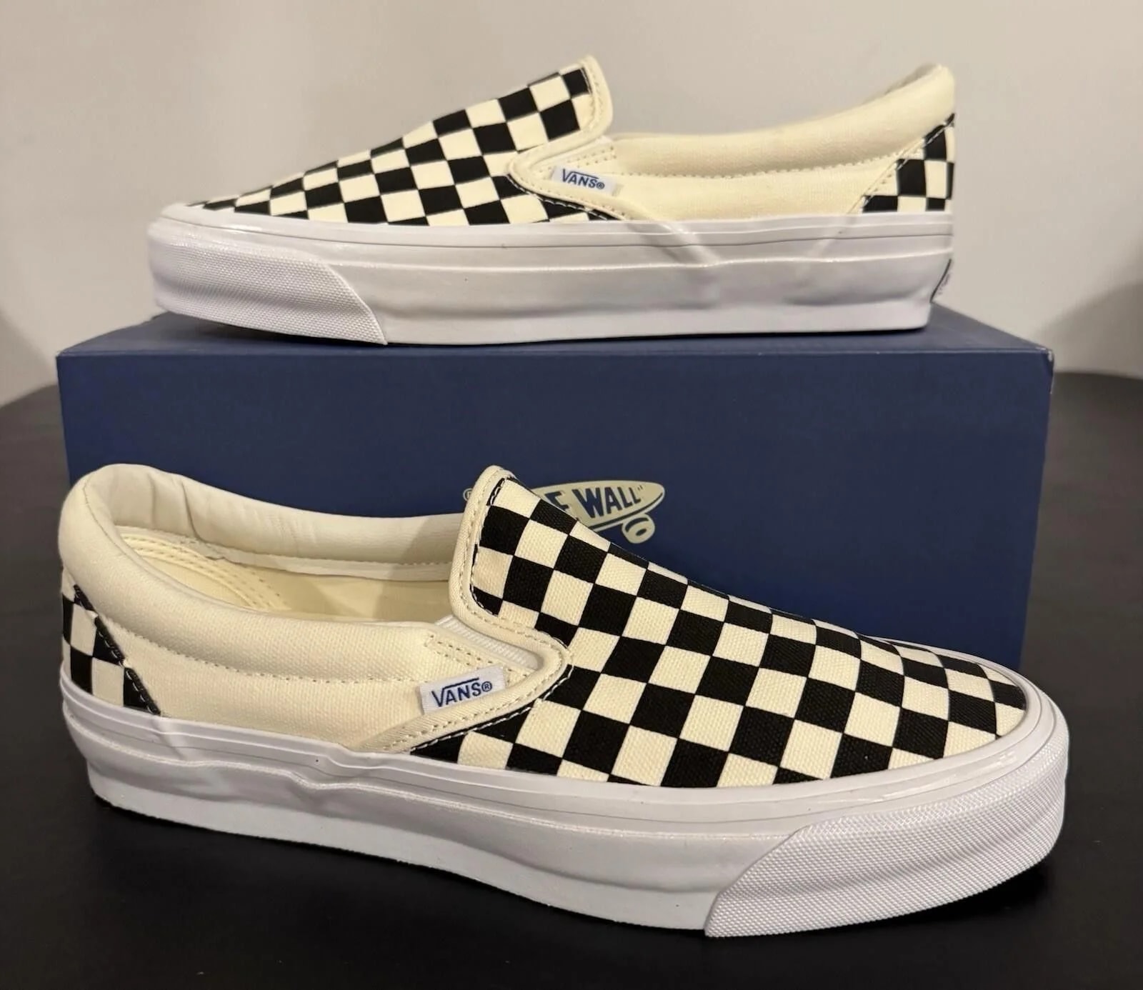 Vans — Vans OG Classic Slip-On LX Checkerboard – ’S — Sneaker — resale