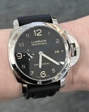 Panerai — Panerai Luminor Marina 44mm PAM00359 — Watch — resale