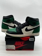 Jordan — Jordan 1 Retro High 10 (Moderately Worn ) — Sneaker — resale