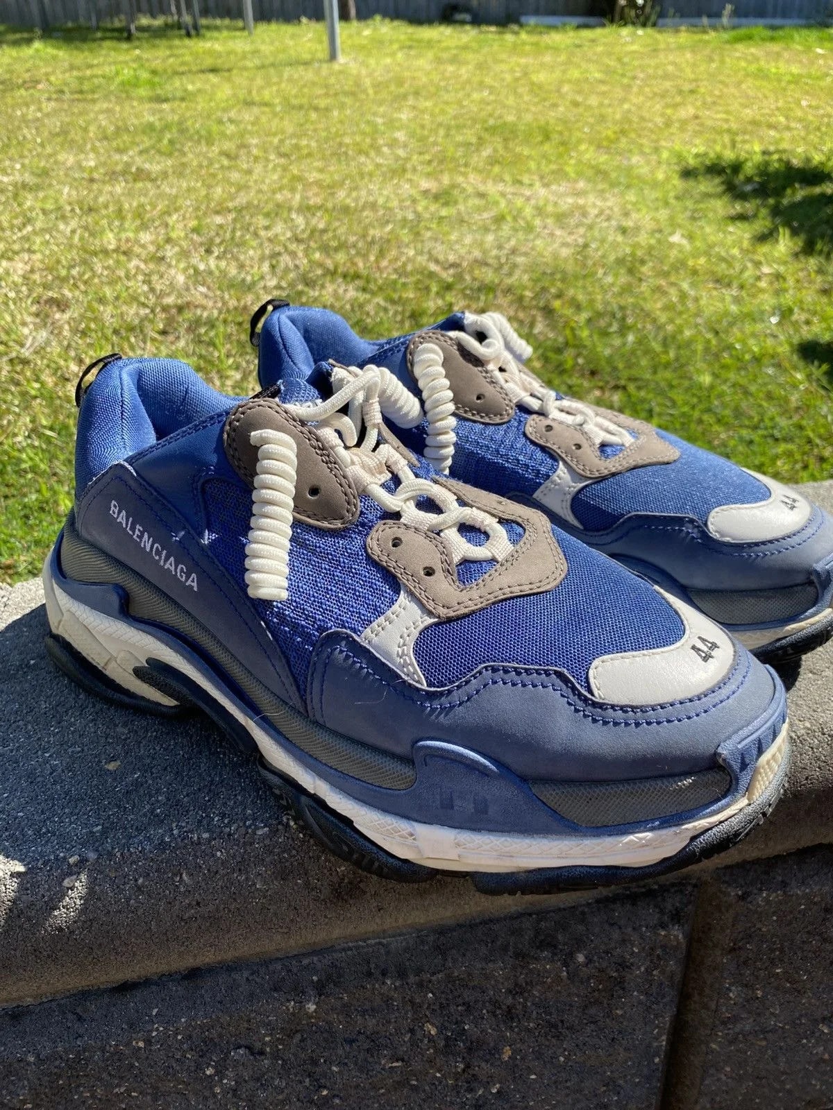 Balenciaga — Balenciaga Triple S - Cool . — Sneaker — resale