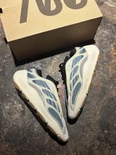 Yeezy — Size 7 - Yeezy 700 V3 Kyanite — Sneaker — resale