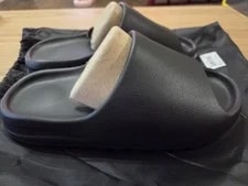 YZY — YZY YS-01 ’S Slide Sandals Size 9 New — Sneaker — resale