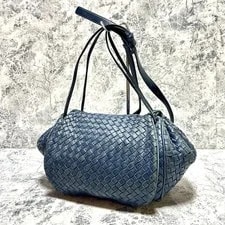 Bottega Veneta — Auth Bottega Veneta Woven Crossbody — Handbag — resale