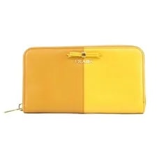 Prada — Prada Round Zipper Wallet 1M0506 AB Rank 64 From Japan — Handbag — resale