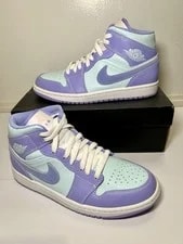 Air Jordan — Size 8.5 - Air Jordan 1 Mid Pulse — Sneaker — resale