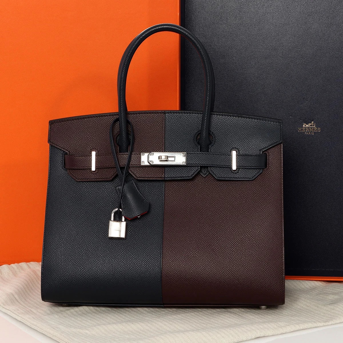 Hermès — Hermès Casaque Birkin Sellier 30 — Handbag — resale