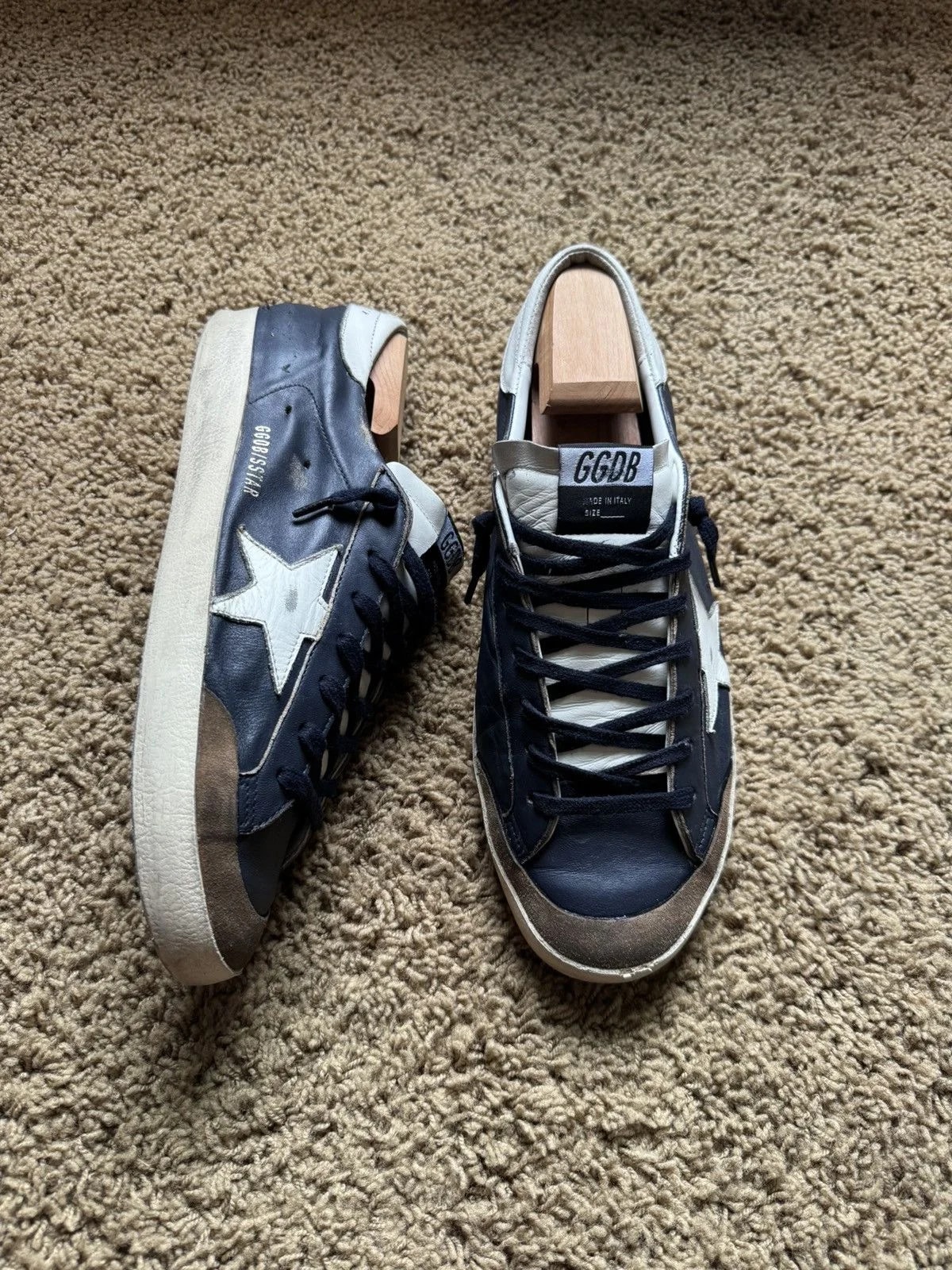 Golden Goose — Golden Goose Super Star Size 43EU — Sneaker — resale