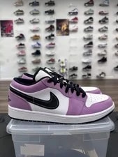 Jordan — Jordan 1 Low SE Shock — Sneaker — resale