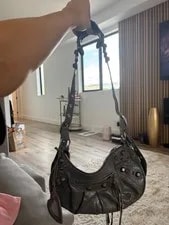 Balenciaga — Authentic Balenciaga le Cagole Medium Size — Handbag — resale