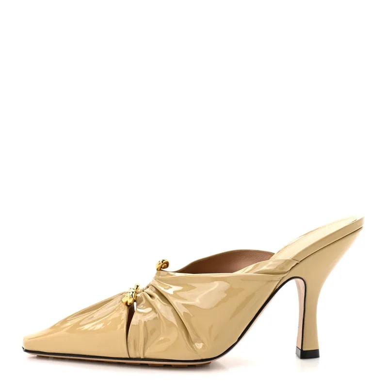 Bottega Veneta — Bunnie Mule 38.5 Cane Sugar — Designer Shoe — resale