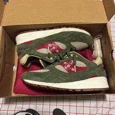 Saucony — Saucony 6000- Up There Doors To the World 10 — Sneaker — resale