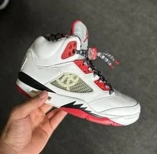 Jordan — Jordan 5 Retro 2021 Quai 54 — Sneaker — resale