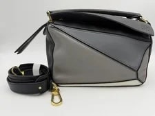Loewe — Live Show Special Loewe Small Puzzle in , and Classic USA — Handbag — resale