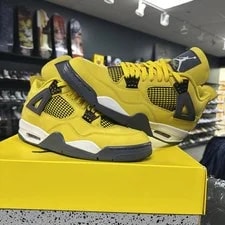 Jordan — Size 11.5 - Jordan 4 Retro Mid Lightning — Sneaker — resale