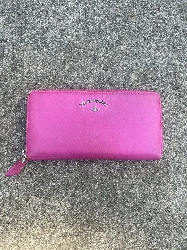 Vivienne Westwood — Vivienne Westwood Anglomania Wallet — Clothing — resale