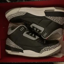 Jordan — Jordan Air 3 Retro /Varsity / 2011 136064-010 — Sneaker — resale