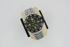 Tag Heuer — Tag Heuer WAH1113.BA0858 Formula 1 Professional Khaki Green Silver — Watch — resale