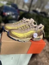 Supreme — Kanye West Supreme Air Max 95 “Kashima Antlers” — Sneaker — resale