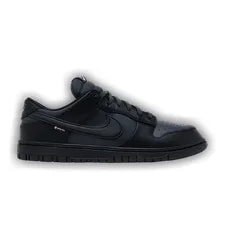 NIKE — Nike Dunk Low Gore-tex ' 9.5 US HQ2053-001 New in Box — Sneaker — resale