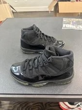 Jordan — Jordan 11 Retro Cap and Gown 378037-005 — Sneaker — resale