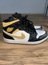 Jordan — Size 11- Jordan 1 Mid 2021 With Box — Sneaker — resale