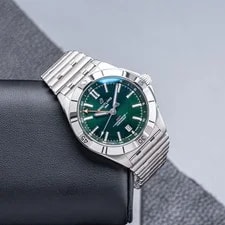 Breitling — Breitling A32398101L1A1 Chronomat GMT Green Dial 40mm — Watch — resale