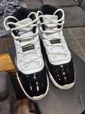 Air Jordan — Air Jordan 11 Retro Gratitude — Sneaker — resale