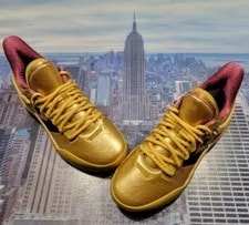 Converse — Converse X Wonka All Star BB Trilliant CX Ox Low Golden Ticket Sz 9 A08158c New — Sneaker — resale