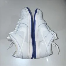 Nike — Nike SB Dunk Low Porcelain — Sneaker — resale