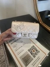 Chanel — Chanel Flap CC Turnlock — Handbag — resale