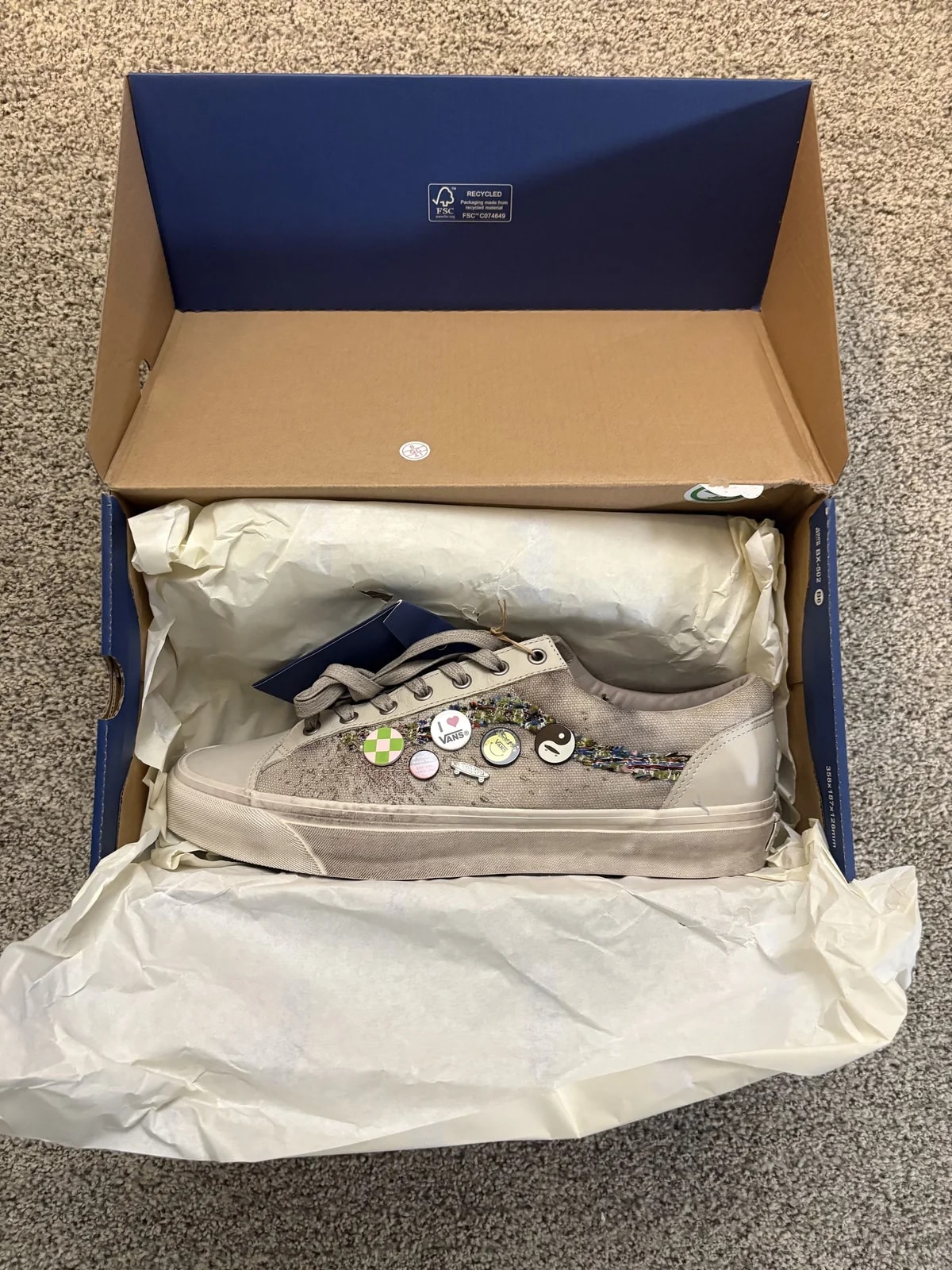 Vans — Vans Souvenir — Sneaker — resale