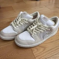 Nike SB — 11.0US Nike Sb Dunk Low Prm City of Love — Sneaker — resale