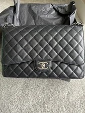 Chanel — Chanel Classic Double Flap Quilted HW — Handbag — resale