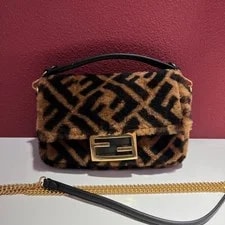 Fendi — Fendi Baguette Buckle Logo Pattern Chain Mini - Very Good — Handbag — resale