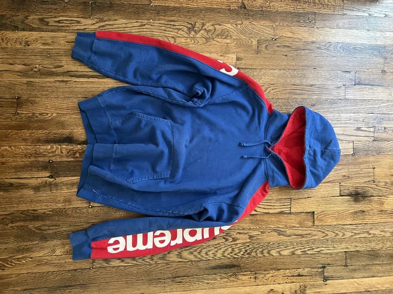 Supreme — Supreme Sideline Hoodie — streetwear — resale