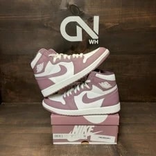 Jordan — Jordan 1 Retro High OG (Moderately Worn ) — Sneaker — resale