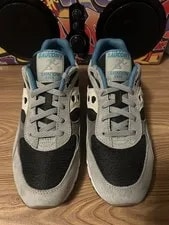 Saucony — Size 10 - Saucony 6000 — Sneaker — resale