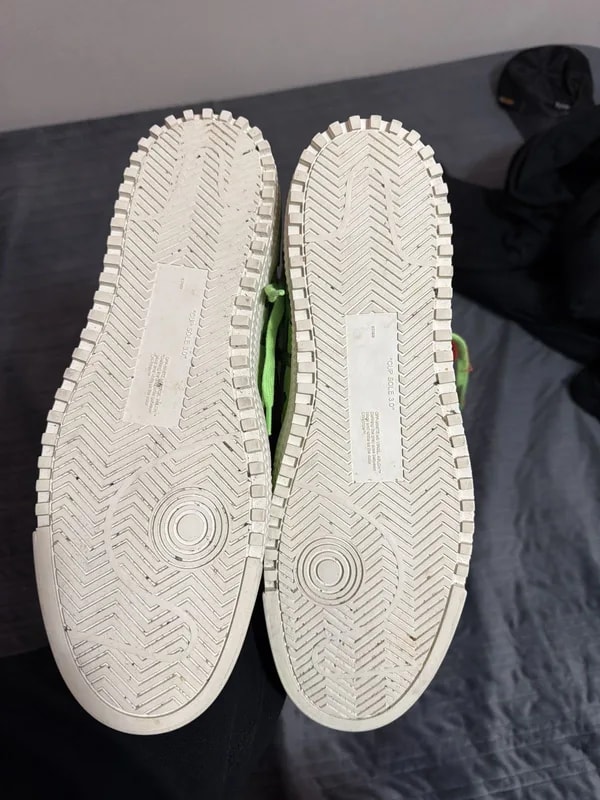 Off-White — Off-white Court — Sneaker — resale