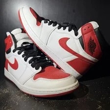 Air Jordan — Air Jordan 1 Heritage — Sneaker — resale