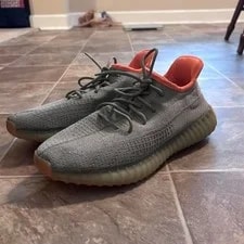 Yeezy — Yeezy 350 V2 " " Great Shape — Sneaker — resale