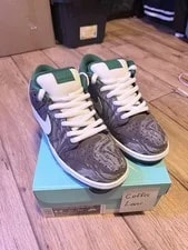 Nike SB — Size 9.5 - Nike SB Dunk Prm Low Lover — Sneaker — resale