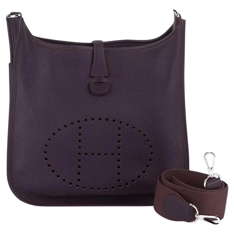 Hermès — Hermès Medium Raisin Evelyne Poche 29 — Designer Shoe — resale