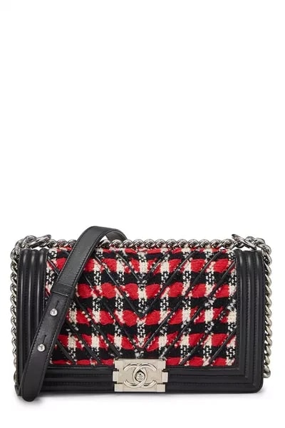 Chanel — & Chevron Boy Bag Medium — Handbag — resale
