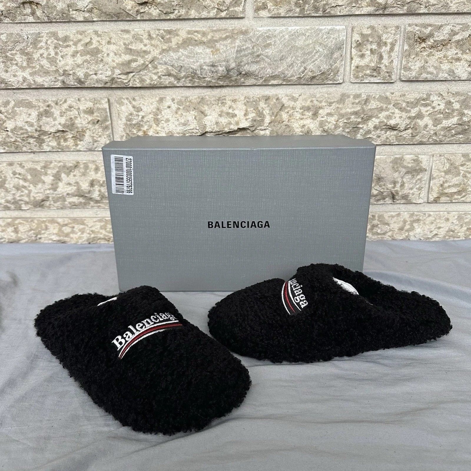 Balenciaga — Balenciaga Political Campaign Fuzzy Slides — Sneaker — resale