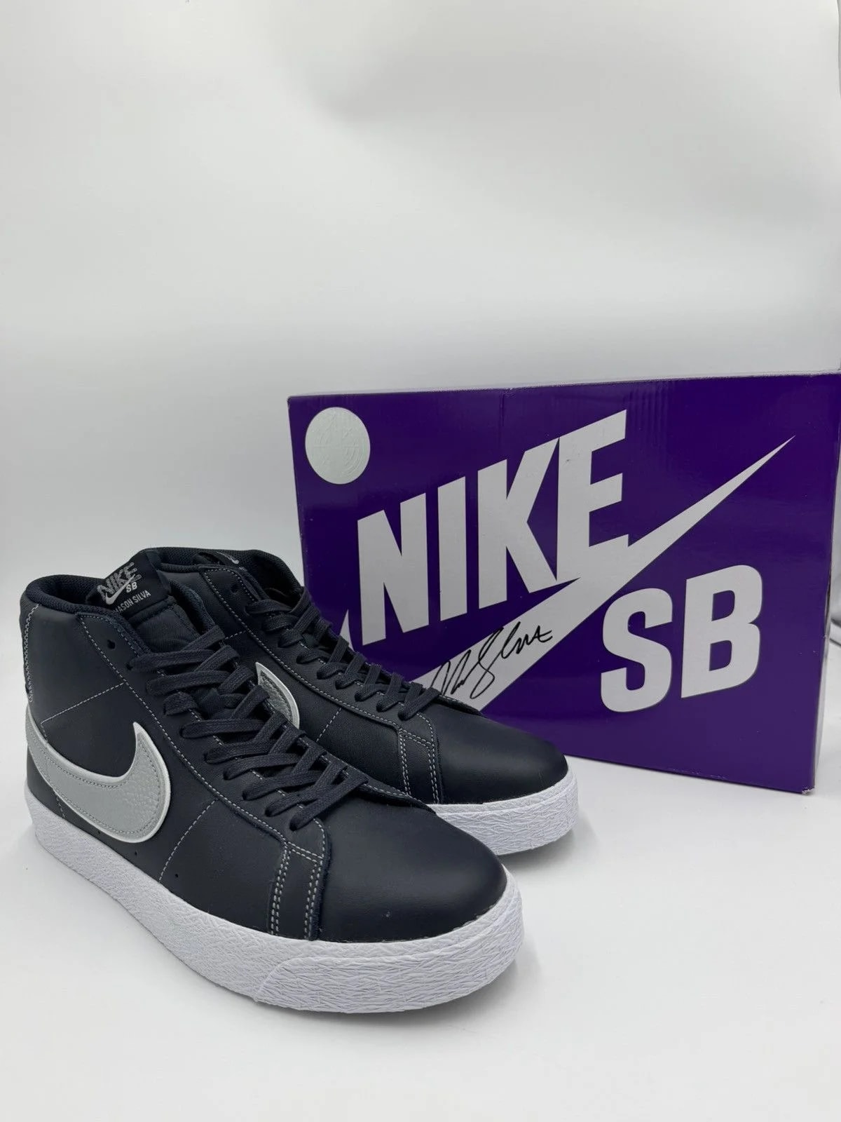 Nike SB — Nike SB Blazer Mason Silva (Signed Box) — Sneaker — resale